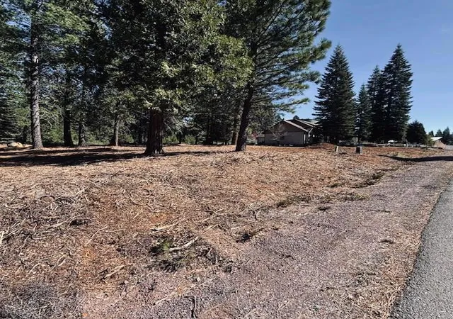 1st image of 742 Red River Dr, Lake Almanor, CA 96137 | MLS# ML82041095