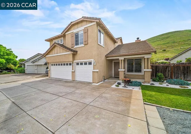 Photo 1 of Sale Pending at 1065 Dawnview Ct, Pittsburg, CA 94565 | MLS# 41129235 | Listing updated on 2026-07-09