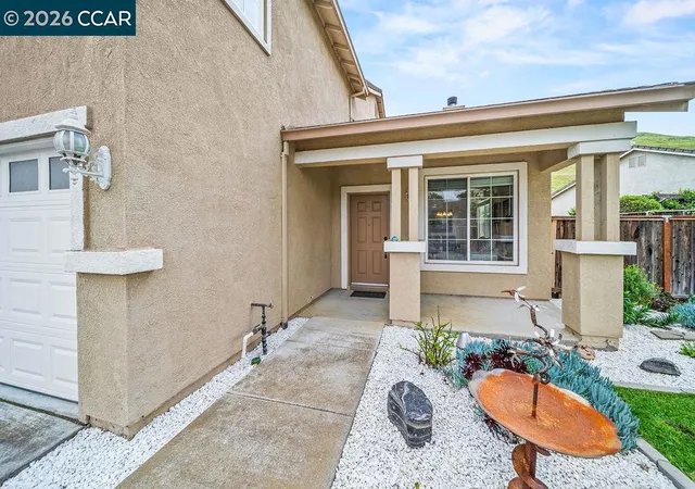 Photo 3 of Sale Pending at 1065 Dawnview Ct, Pittsburg, CA 94565 | MLS# 41129235 | Listing updated on 2026-07-09