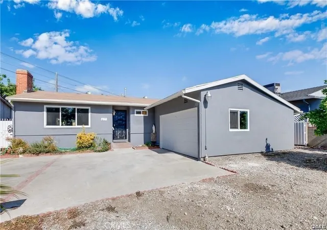 Photo 4 of Single family home for sale at 6171 Cleon, North Hollywood, CA 91606 | MLS# DW26070009 | Listing updated on 2026-09-29