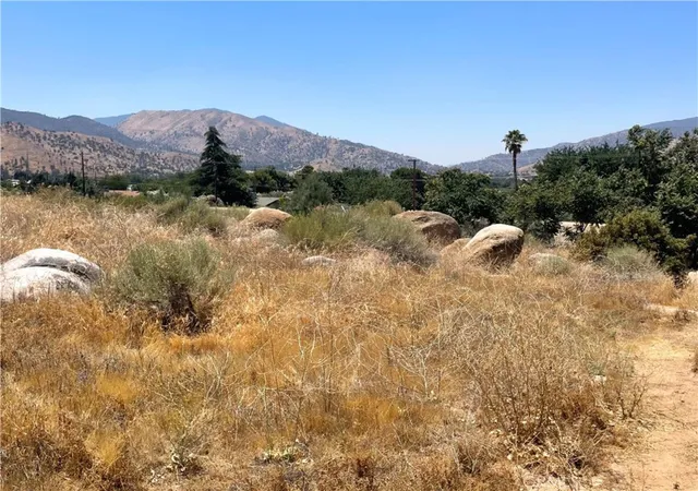 Photo 3 of Land for sale at 0 Edna St, Lake Isabella, CA 93240 | MLS# GD26068979 | Listing updated on 2026-05-21