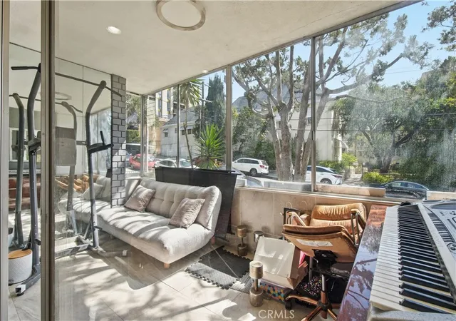 5th image of 7309 Franklin Ave #105, Los Angeles, CA 90046 | MLS# PW26070048