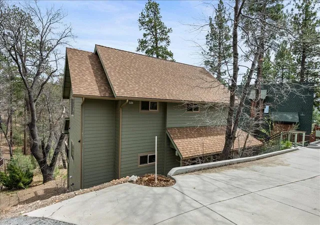 5th image of 39517 Cline Miller Pl, Fawnskin, CA 92333 | MLS# 219145671DA