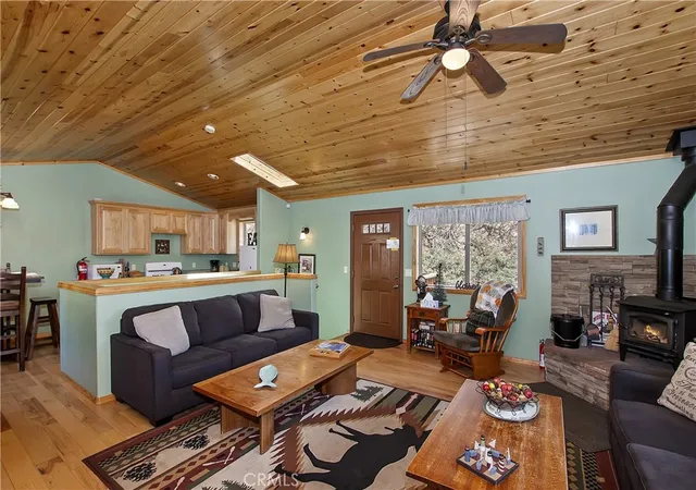 5th image of 33653 Green Valley Ln, Green Valley Lake, CA 92341 | MLS# IG26070235