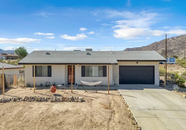 Homes for sale in 29 Palms, CA | 74591 Alta Loma Dr, 29 Palms, CA 92277 | MLS# 219145680DA