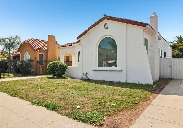 3rd image of 1112 W 64Th St, Los Angeles, CA 90044 | MLS# OC26069905