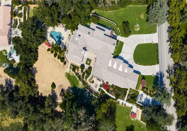 Homes for sale in Redlands, CA | 1688 Dwight, Redlands, CA 92373 | MLS# IG26068199