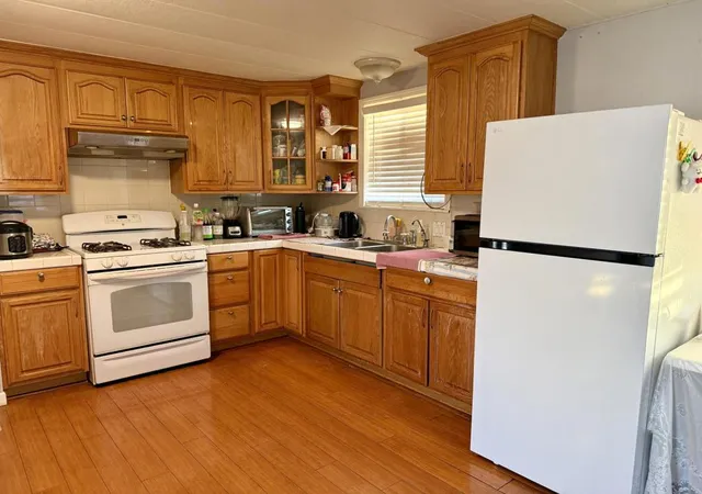 Photo 2 of Manufactured home for sale at 1500 Virginia Pl #SPC147, San Jose, CA 95116 | MLS# ML82041205 | Listing updated on 2026-06-28