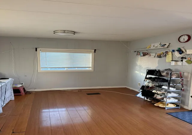 Photo 3 of Manufactured home for sale at 1500 Virginia Pl #SPC147, San Jose, CA 95116 | MLS# ML82041205 | Listing updated on 2026-06-28