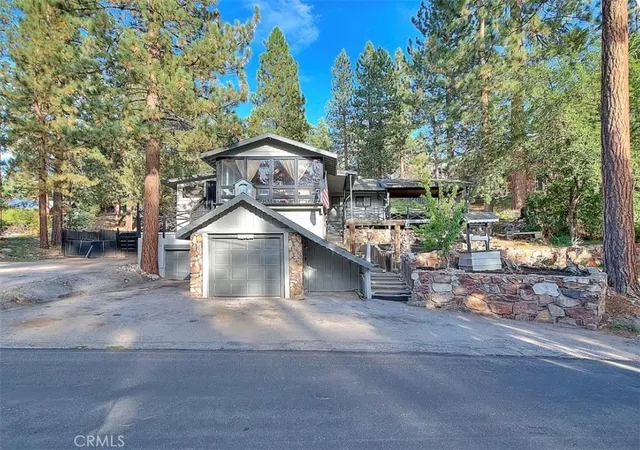 1st image of 1002 Cherokee St, Fawnskin, CA 92333 | MLS# CV26070361