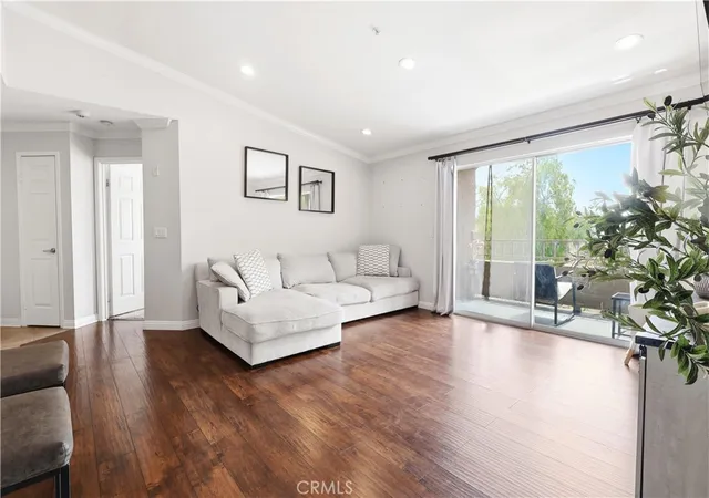 4th image of 1980 Las Colinas, Corona, CA 92879