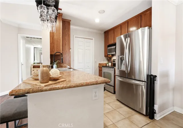 5th image of 1980 Las Colinas, Corona, CA 92879
