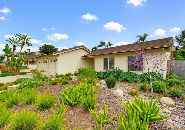 3rd image of 825 Santa Hidalga, Solana Beach, CA 92075 | MLS# NDP2603129