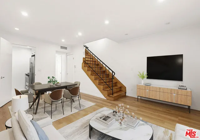 3rd image of 6244 Morse Ave, North Hollywood, CA 91606 | MLS# 26672625