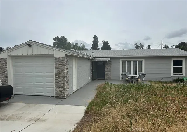 Photo 1 of Single family home for sale at 310 Santa Rita Pl, Banning, CA 92220 | MLS# CV26070136 | Listing updated on 2026-09-30