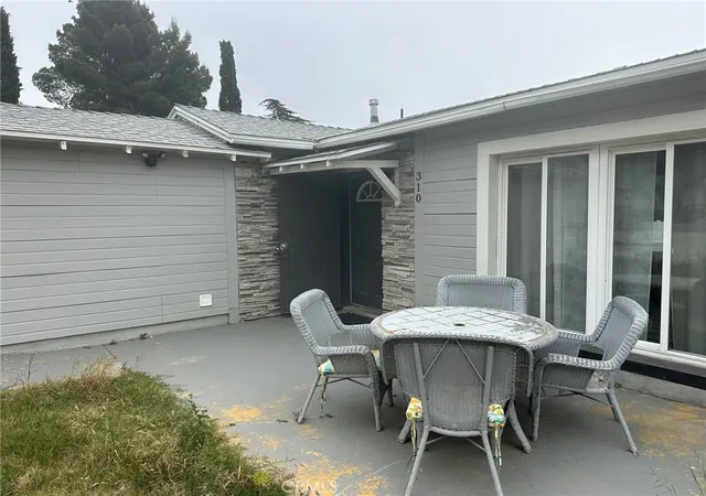 Photo 2 of Single family home for sale at 310 Santa Rita Pl, Banning, CA 92220 | MLS# CV26070136 | Listing updated on 2026-09-30