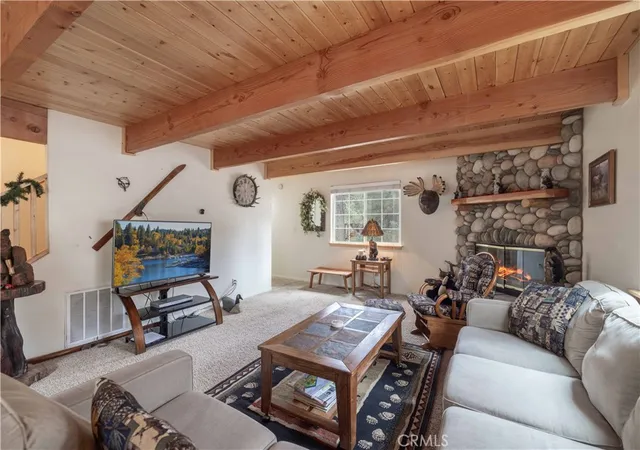 Homes for sale in Sugarloaf, CA | 143 Santa Barbara, Sugarloaf, CA 92386 | MLS# IG26067731