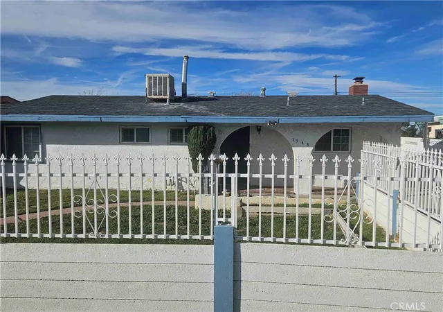 Photo 3 of Single family home for sale at 1543 Elizabeth Lake, Palmdale, CA 93551 | MLS# WS26070621 | Listing updated on 2026-09-09