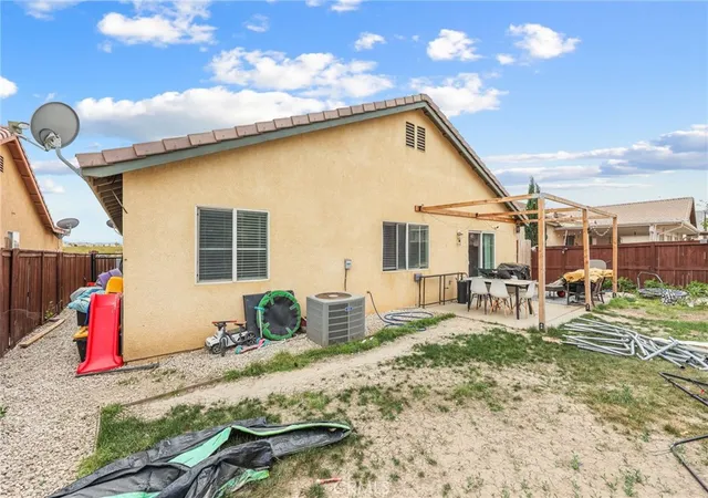 28th image of 11672 Dos Palmas, Victorville, CA 92392 | MLS# CV26070524