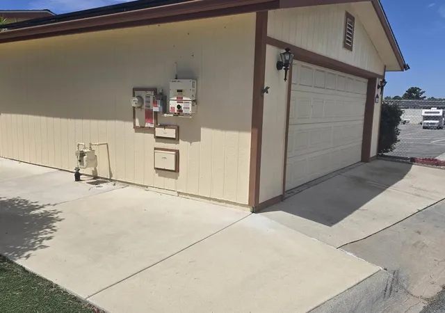 Homes for sale in Vista, CA | 1164 Via Santa Paulo, Vista, CA 92081 | MLS# NDP2603140