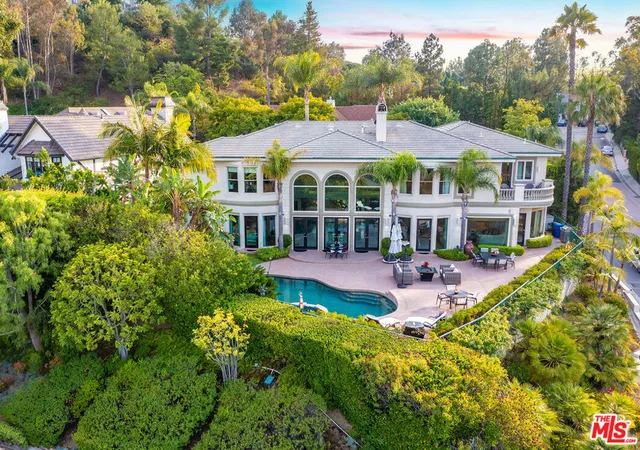 Photo 1 of Single family home for sale at 12145 Summit Ct, Beverly Hills, CA 90210 | MLS# 26672693 | Listing updated on 2026-04-10