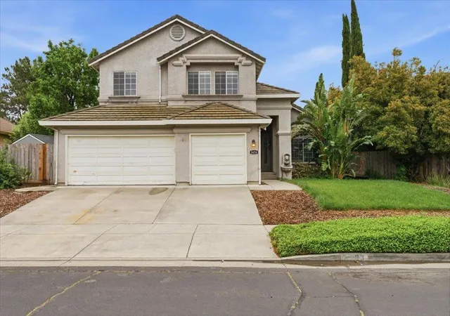 Homes for sale in Fairfield, CA | 3426 Glen Ellen Dr, Fairfield, CA 94534 | MLS# ML82039487