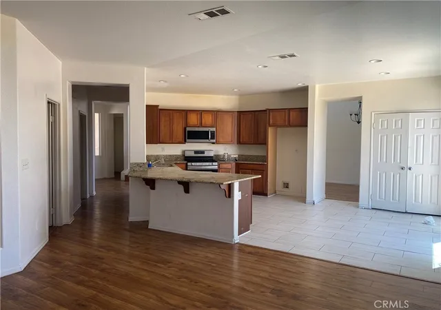 Photo 3 of Single family home for sale at 17667 View Mount Ct, Victorville, CA 92395 | MLS# IV26064685 | Listing updated on 2026-09-15