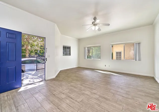 5th image of 705 S Gramercy Pl, Los Angeles, CA 90005 | MLS# 26672721