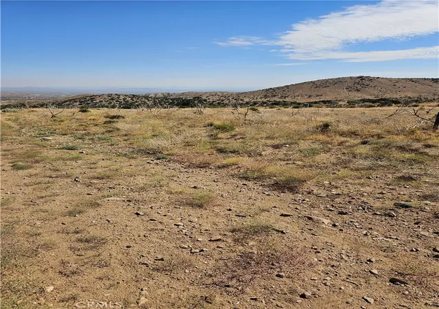 Photo 4 of Land for sale at 116 E Street, Juniper Hills, CA 93543 | MLS# SR26070929 | Listing updated on 2026-09-01