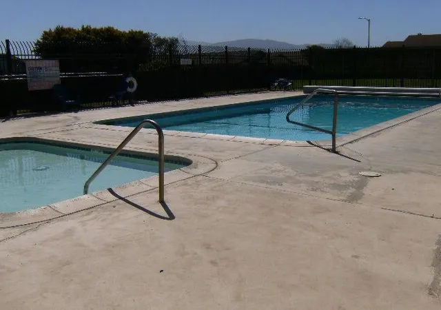 2nd image of 1253 Los Olivos Dr, Salinas, CA 93901
