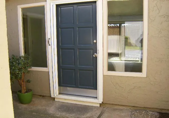 3rd image of 1253 Los Olivos Dr, Salinas, CA 93901