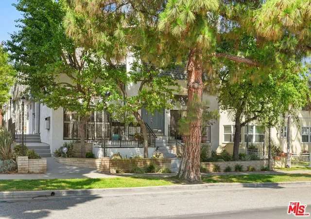 Homes for sale in Santa Monica, CA | 1013 16th St #101, Santa Monica, CA 90403 | MLS# 26672403
