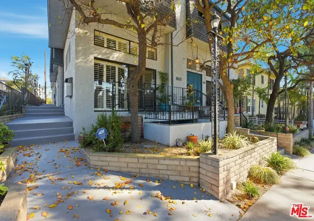 Homes for sale in Santa Monica, CA | 1013 16Th St, Santa Monica, CA 90403