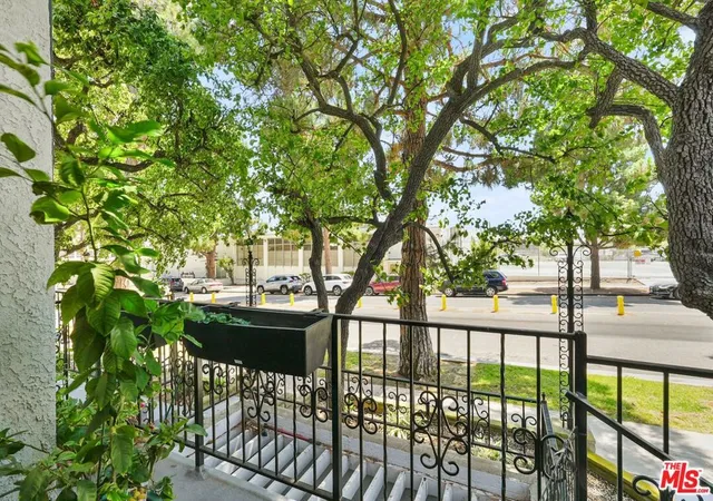 Homes for sale in Santa Monica, CA | 1013 16Th St, Santa Monica, CA 90403