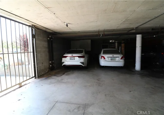 2nd image of 525 S Shelton, Burbank, CA 91506