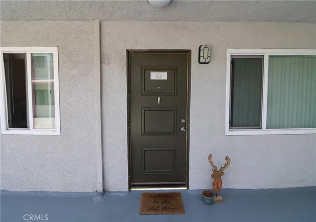 4th image of 525 S Shelton #102, Burbank, CA 91506 | MLS# BB26045174