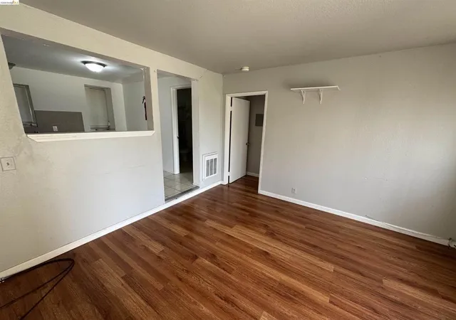 16th image of 2151 E 24th Street, Oakland, CA 94606 | MLS# 41129405