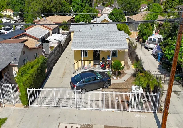 Photo 2 of House for sale at 11363 Medina Ct, El Monte, CA 91731 | MLS# TR26070972 | Listing updated on 2026-04-03