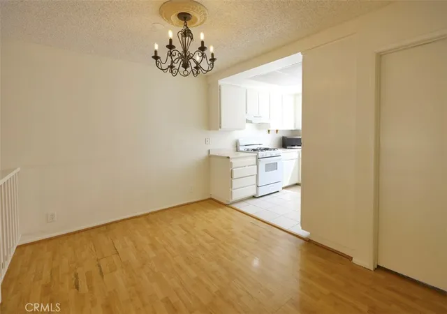 5th image of 27623 Nugget Dr #4 Dr #4, Canyon Country, CA 91387 | MLS# SR26066090