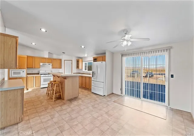 Photo 3 of Single family home for sale at 34232 Maui St, Newberry Springs, CA 92365 | MLS# HD26071032 | Listing updated on 2026-04-03