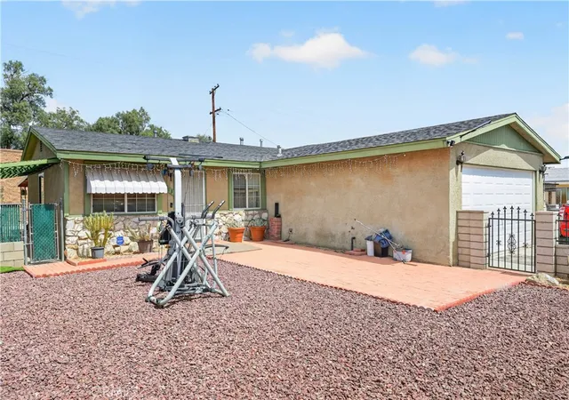 Homes for sale in Barstow, CA | 1713 Piute, Barstow, CA 92311 | MLS# DW26071037