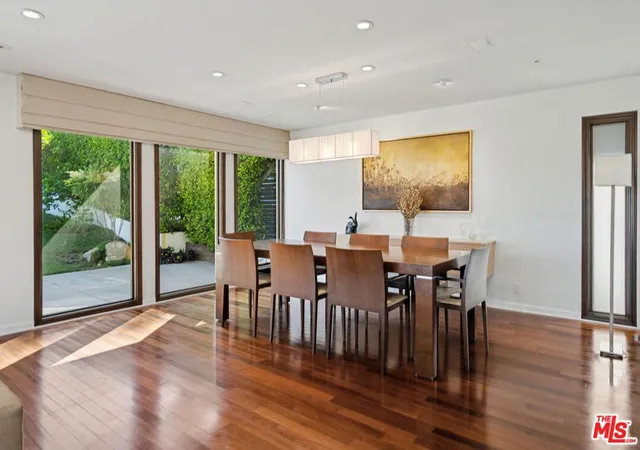 4th image of 2340 Jupiter Dr, Los Angeles, CA 90046 | MLS# 26671675