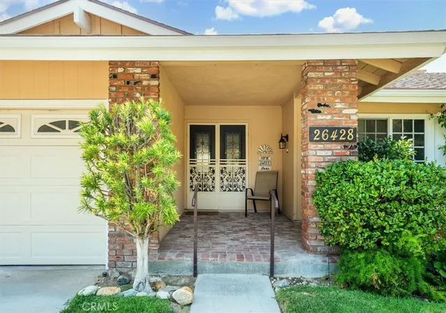 Homes for sale in Newhall, CA | 26428 Circle Knoll Ct, Newhall, CA 91321 | MLS# SR26070694