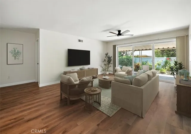4th image of 26428 Circle Knoll Ct, Newhall, CA 91321 | MLS# SR26070694