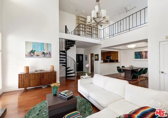 5th image of 964 Hancock Ave #302, West Hollywood, CA 90069 | MLS# 26671521