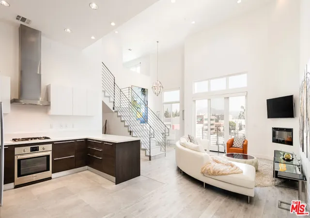 Homes for sale in Glendale, CA | 118 S Kenwood St #506, Glendale, CA 91205 | MLS# 26670019