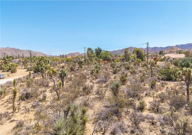 Homes for sale in Yucca Valley, CA | 58323 Lisbon Dr, Yucca Valley, CA 92284 | MLS# JT26071245