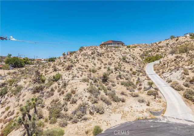 25th image of 57006 Pinto Ct, Yucca Valley, CA 92284 | MLS# JT26071257