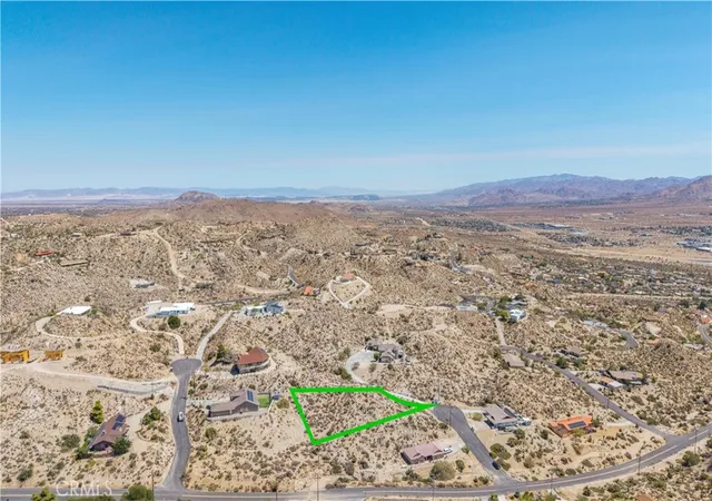 4th image of 57006 Pinto Ct, Yucca Valley, CA 92284 | MLS# JT26071257