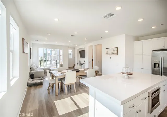 2nd image of 26857 Laurel Mountain Loop, Valencia, CA 91381 | MLS# SR26070475